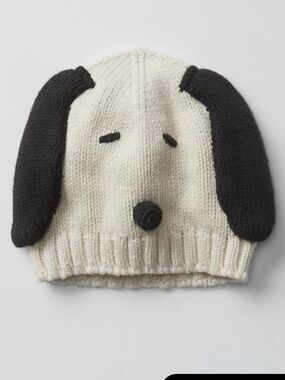 GAP Kids Peanuts Snoopy Knit Beanie Hat - Cream and Black.